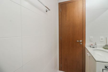 Apartamento à venda com 73m², 3 quartos e 2 vagasBanheiro Social