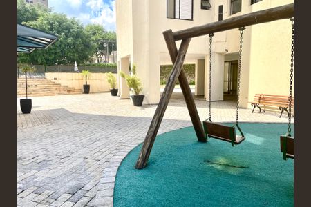 Apartamento à venda com 104m², 3 quartos e 2 vagasÁrea comum - Playground
