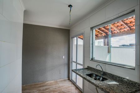 Apartamento à venda com 100m², 2 quartos e 1 vagaÁrea de Serviço