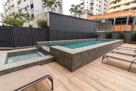 Apartamento à venda com 47m², 2 quartos e 1 vaga Apartamento à venda com 47m², 2 quartos e 1 vagaÁrea comum - Piscina