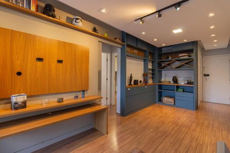 Apartamento à venda com 63m², 2 quartos e 1 vaga Apartamento à venda com 63m², 2 quartos e 1 vagaSala