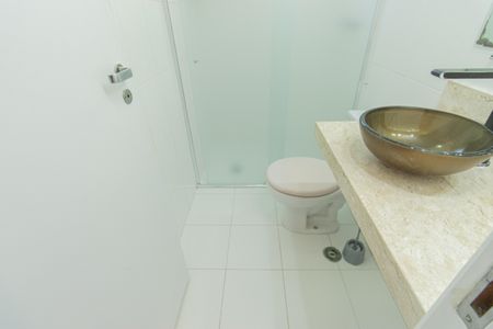 Apartamento à venda com 63m², 2 quartos e 1 vaga Apartamento à venda com 63m², 2 quartos e 1 vagaBanheiro da Suíte