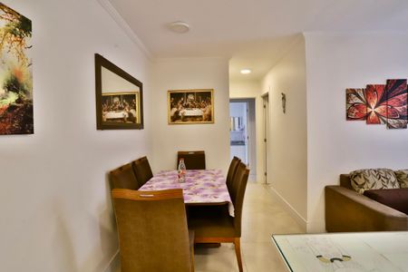 Apartamento à venda com 55m², 2 quartos e 1 vagaSala de Jantar