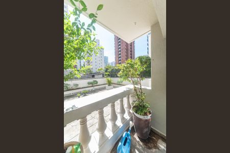 Apartamento à venda com 45m², 1 quarto e 1 vaga Apartamento à venda com 45m², 1 quarto e 1 vagaSacada