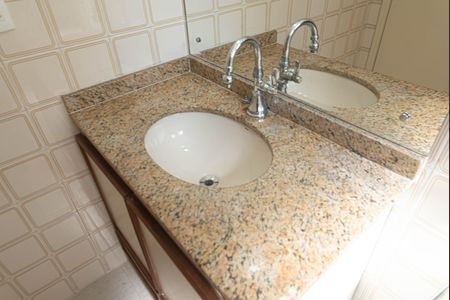 Apartamento à venda com 45m², 1 quarto e 1 vaga Apartamento à venda com 45m², 1 quarto e 1 vagaBanheiro