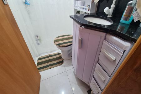 Apartamento à venda com 43m², 2 quartos e 1 vaga Apartamento à venda com 43m², 2 quartos e 1 vagaBanheiro