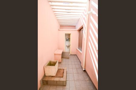 Casa à venda com 180m², 3 quartos e 1 vaga Casa à venda com 180m², 3 quartos e 1 vagaÁrea de Serviço