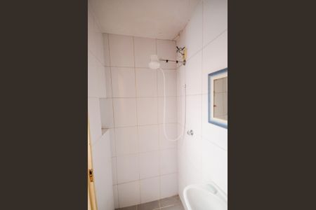 Casa à venda com 180m², 3 quartos e 1 vaga Casa à venda com 180m², 3 quartos e 1 vagaBanheiro de Serviço