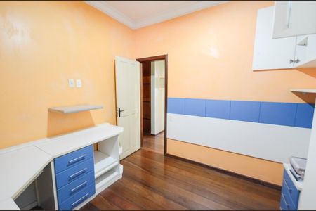 Casa à venda com 180m², 3 quartos e 1 vaga Casa à venda com 180m², 3 quartos e 1 vagaQuarto 1