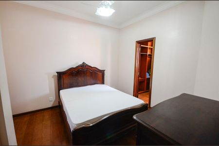 Casa à venda com 180m², 3 quartos e 1 vaga Casa à venda com 180m², 3 quartos e 1 vagaSuíte