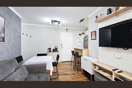 Sala de apartamento à venda com 2 quartos, 48m² em Presidente Altino, Osasco