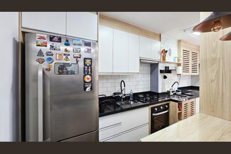 Apartamento à venda com 48m², 2 quartos e 1 vagaCozinha e área de serviço