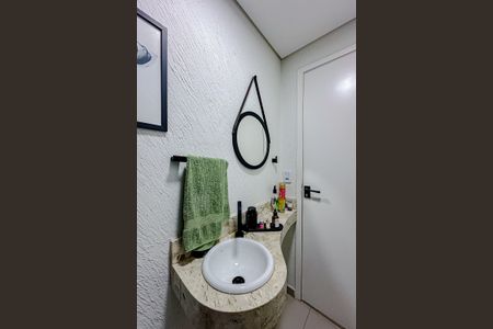 Casa de condomínio à venda com 200m², 3 quartos e 4 vagasLavabo Sala