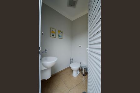 Casa à venda com 186m², 2 quartos e 3 vagasBanheiro de Serviço