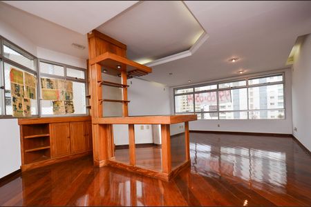 Apartamento à venda com 175m², 4 quartos e 3 vagasSala