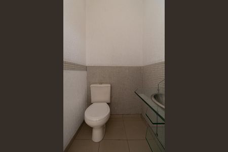 Casa à venda com 272m², 4 quartos e 2 vagasLavabo