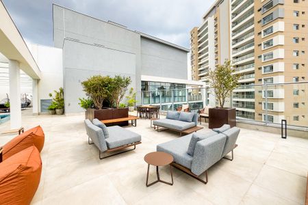 Apartamento à venda com 37m², 1 quarto e 1 vaga Apartamento à venda com 37m², 1 quarto e 1 vagaÁrea comum - Piscina