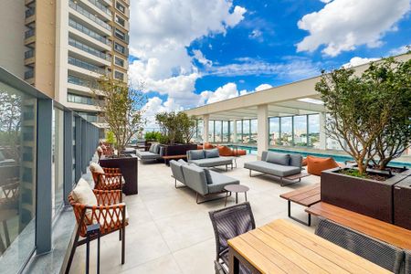 Apartamento à venda com 37m², 1 quarto e 1 vaga Apartamento à venda com 37m², 1 quarto e 1 vagaÁrea comum - Piscina