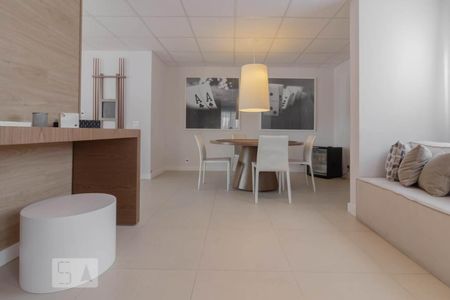 Studio à venda com 34m², 1 quarto e 1 vaga Studio à venda com 34m², 1 quarto e 1 vagaÁrea comum