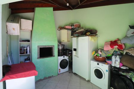 Casa à venda com 107m², 2 quartos e 1 vagaÁrea de Serviço