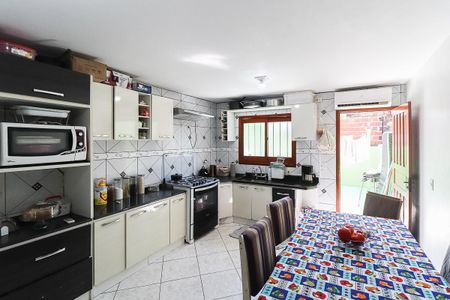 Casa à venda com 107m², 2 quartos e 1 vagaCozinha