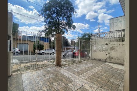 Casa à venda com 270m², 2 quartos e 3 vagas Casa à venda com 270m², 2 quartos e 3 vagasGaragem