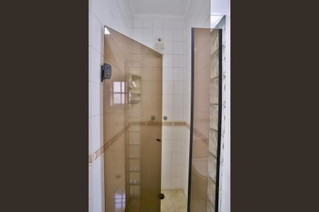 Casa à venda com 270m², 2 quartos e 3 vagas Casa à venda com 270m², 2 quartos e 3 vagasBanheiro