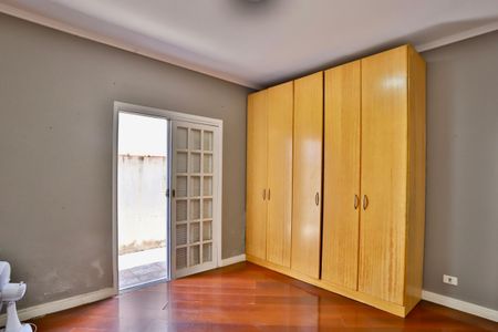 Casa à venda com 270m², 2 quartos e 3 vagas Casa à venda com 270m², 2 quartos e 3 vagasQuarto 1