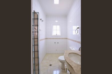 Casa à venda com 270m², 2 quartos e 3 vagas Casa à venda com 270m², 2 quartos e 3 vagasBanheiro