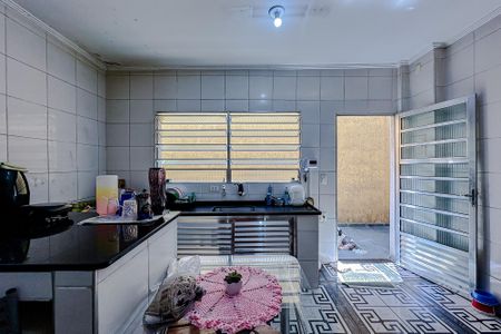 Casa à venda com 234m², 6 quartos e 4 vagasCozinha