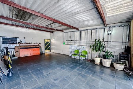 Casa à venda com 234m², 6 quartos e 4 vagasGaragem