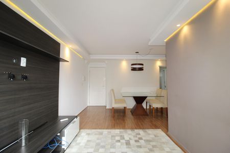 Apartamento à venda com 67m², 2 quartos e 1 vagaSala