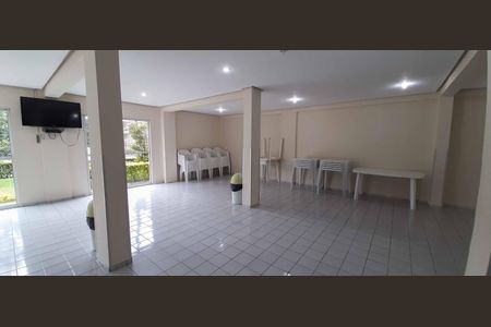 Apartamento à venda com 60m², 2 quartos e 1 vaga Apartamento à venda com 60m², 2 quartos e 1 vagaÁrea comum - Salão de festas