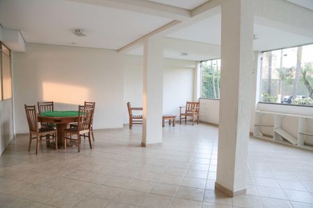 Apartamento à venda com 60m², 2 quartos e 1 vaga Apartamento à venda com 60m², 2 quartos e 1 vagaÁrea comum - Salão de Jogos