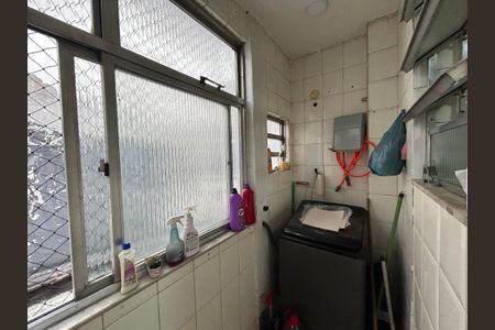 Apartamento à venda com 72m², 2 quartos e 1 vagaÁrea de Serviço