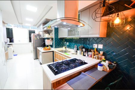 Apartamento à venda com 130m², 3 quartos e 2 vagasCozinha