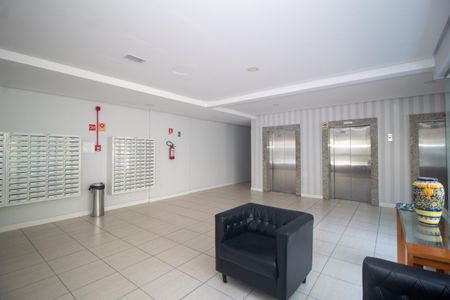 Apartamento à venda com 52m², 2 quartos e 2 vagas Apartamento à venda com 52m², 2 quartos e 2 vagasHall de entrada