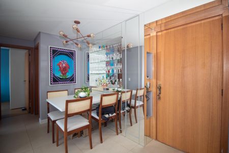 Apartamento à venda com 52m², 2 quartos e 2 vagas Apartamento à venda com 52m², 2 quartos e 2 vagasSala