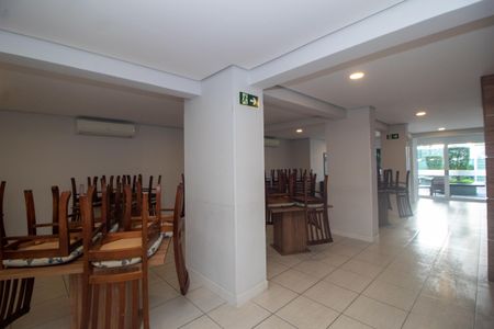 Apartamento à venda com 52m², 2 quartos e 2 vagas Apartamento à venda com 52m², 2 quartos e 2 vagasÁrea comum - Salão de festas