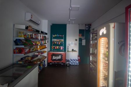 Apartamento à venda com 52m², 2 quartos e 2 vagas Apartamento à venda com 52m², 2 quartos e 2 vagasmarket