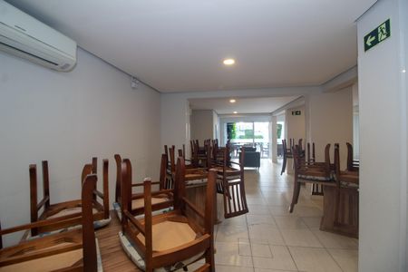 Apartamento à venda com 52m², 2 quartos e 2 vagas Apartamento à venda com 52m², 2 quartos e 2 vagasÁrea comum - Salão de festas