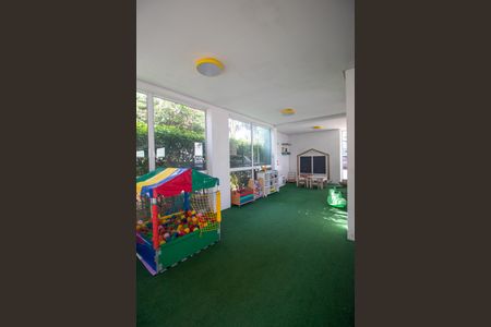 Apartamento à venda com 52m², 2 quartos e 2 vagas Apartamento à venda com 52m², 2 quartos e 2 vagasÁrea comum - Playground