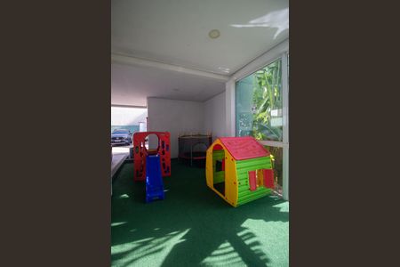 Apartamento à venda com 52m², 2 quartos e 2 vagas Apartamento à venda com 52m², 2 quartos e 2 vagasÁrea comum - Playground