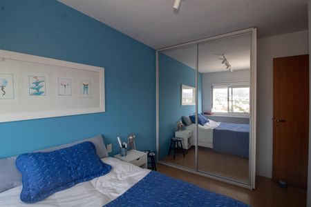 Apartamento à venda com 52m², 2 quartos e 2 vagas Apartamento à venda com 52m², 2 quartos e 2 vagasQuarto 2