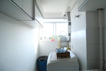 Apartamento à venda com 67m², 2 quartos e 2 vagasÁrea de serviço