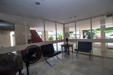 Apartamento à venda com 106m², 3 quartos e 1 vagaHall de entrada