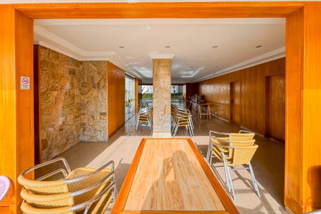 Apartamento à venda com 53m², 2 quartos e 1 vaga Apartamento à venda com 53m², 2 quartos e 1 vagaSalão de Festas