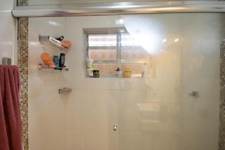 Casa à venda com 188m², 4 quartos e 4 vagas Casa à venda com 188m², 4 quartos e 4 vagasBanheiro 2