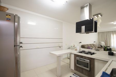 Casa à venda com 188m², 4 quartos e 4 vagas Casa à venda com 188m², 4 quartos e 4 vagasCozinha