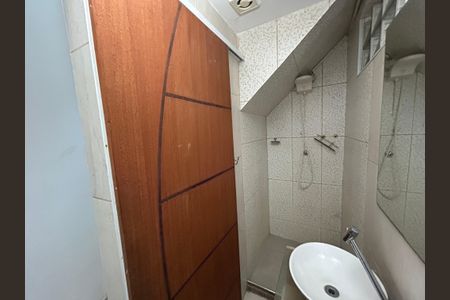 Casa à venda com 138m², 2 quartos e 1 vagaBanheiro Social
